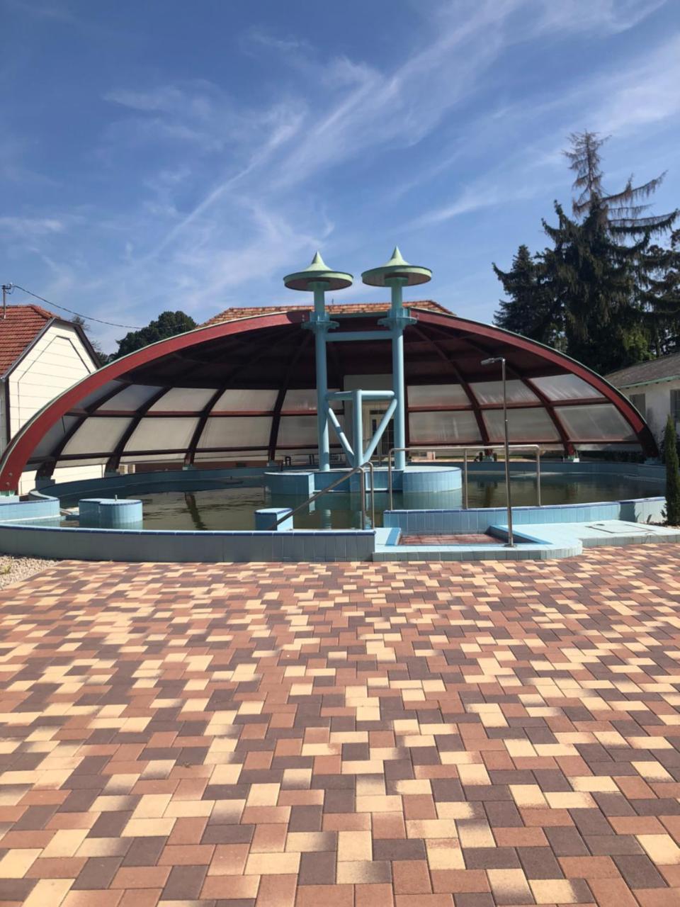Aquasol Resort Mosonmagyarovar Bagian luar foto