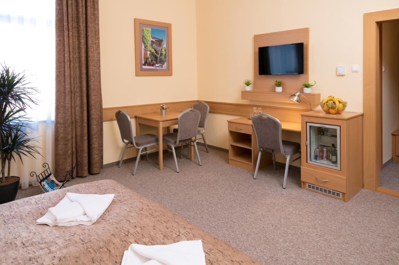 Aquasol Resort Mosonmagyarovar Bagian luar foto